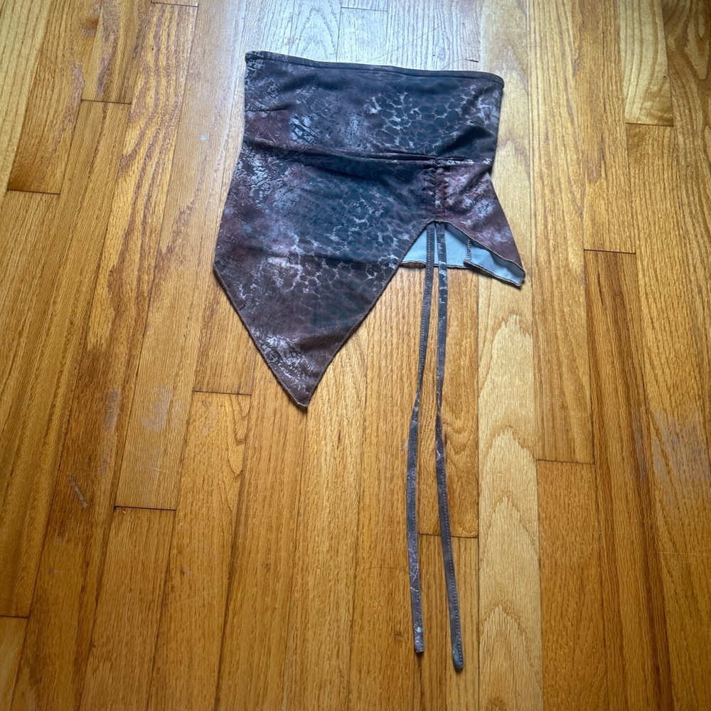 Edikted Brown leopard Print Crop Top